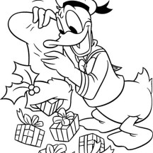 Donal Duck Christmas Presents Coloring Pages