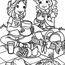 Holly Hobbie and Amy Having a Family Picnic Coloring Pages